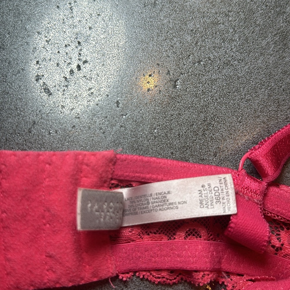 Victoria’s Secret Lace Push-Up Bra - 36DD - Picture 6 of 6